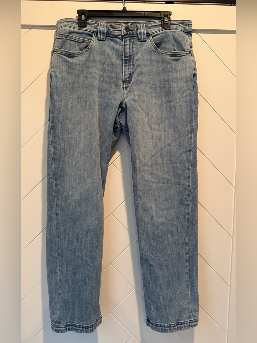 Duluth Trading Co men’s ballroom double flex standard fit blue jeans 34 x 30